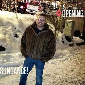 Meet your Posher, Robert